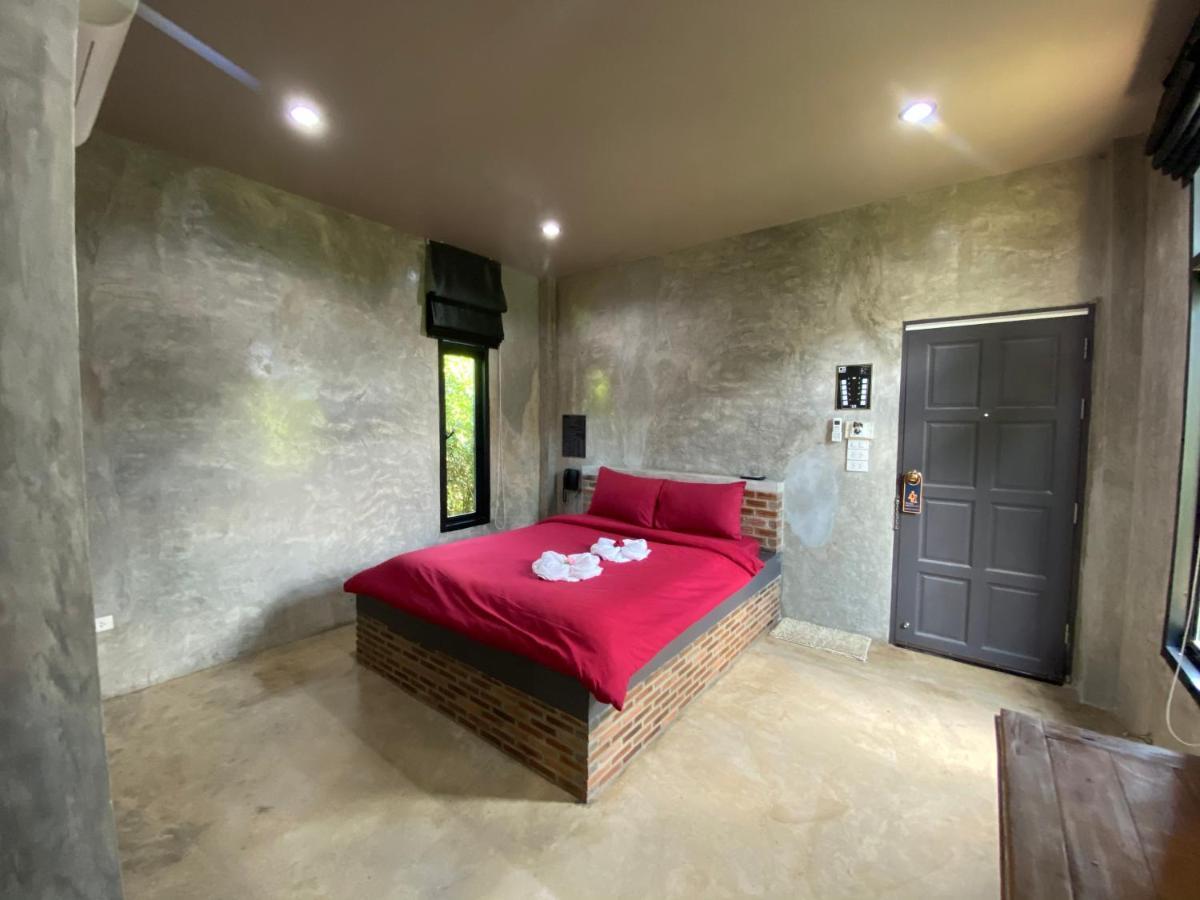 The Loft House Sakaeo Hotel Watthana Nakhon Екстериор снимка