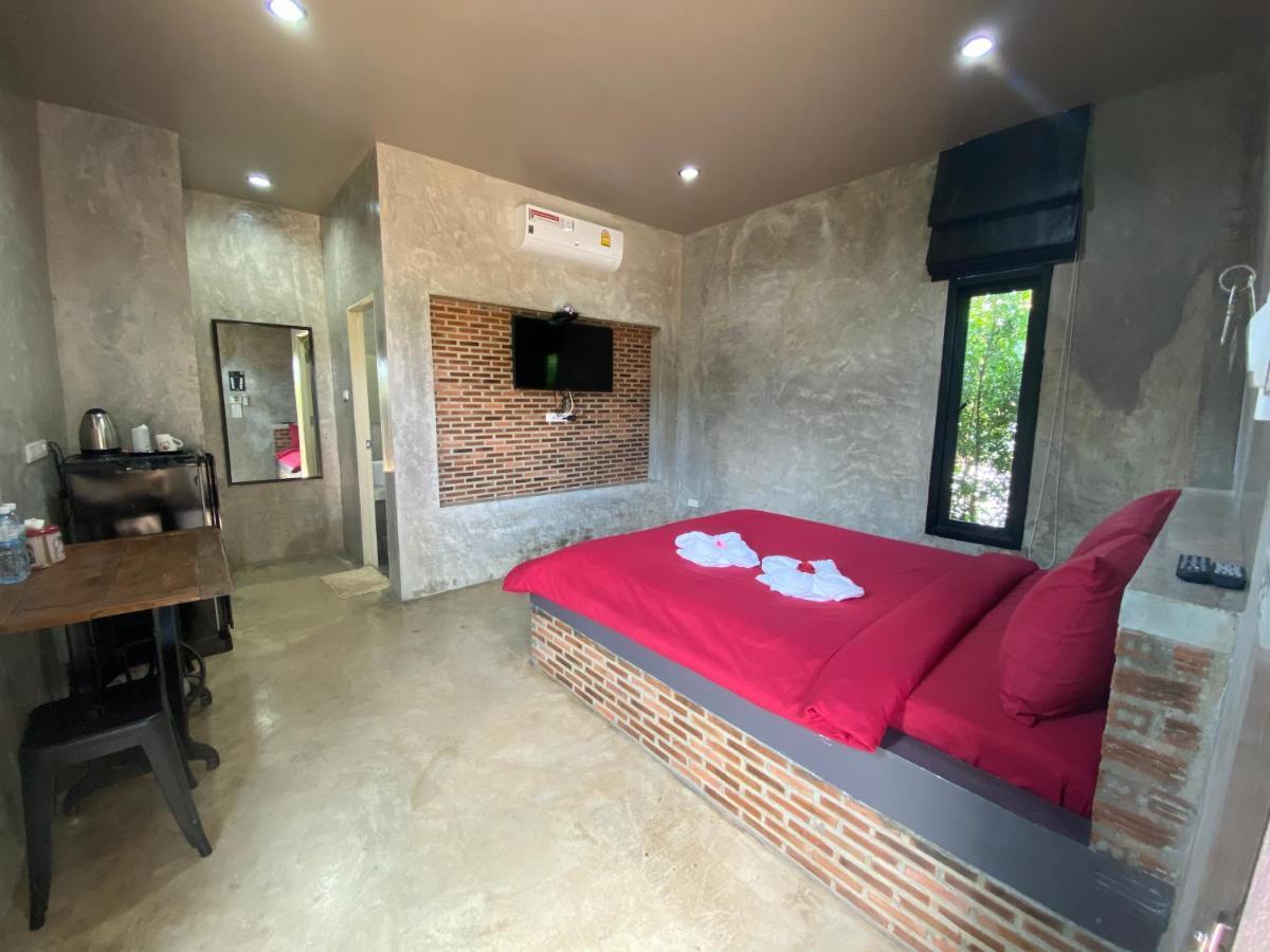 The Loft House Sakaeo Hotel Watthana Nakhon Екстериор снимка