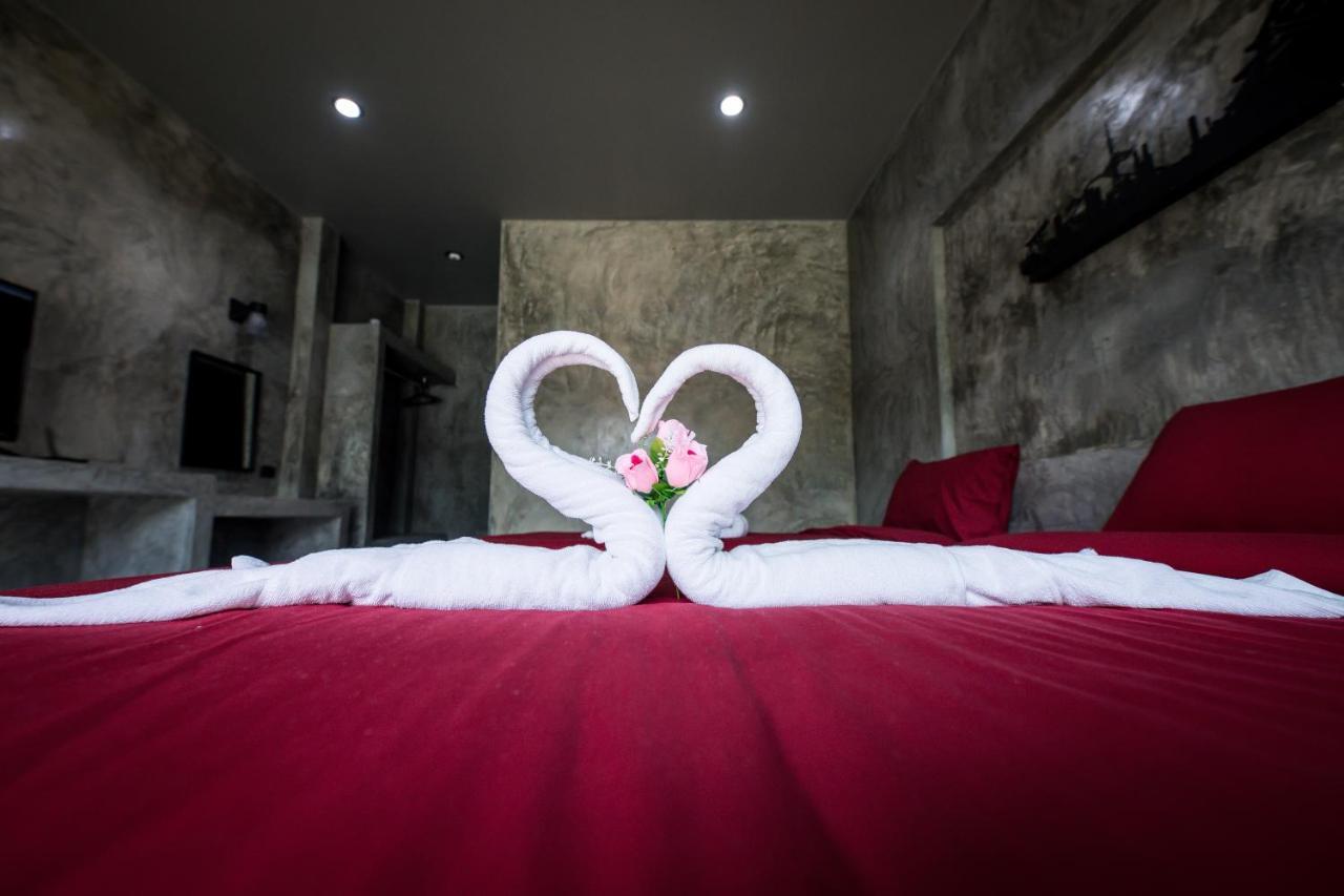 The Loft House Sakaeo Hotel Watthana Nakhon Екстериор снимка
