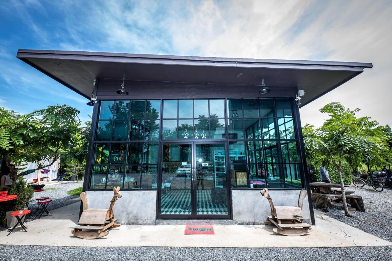 The Loft House Sakaeo Hotel Watthana Nakhon Екстериор снимка